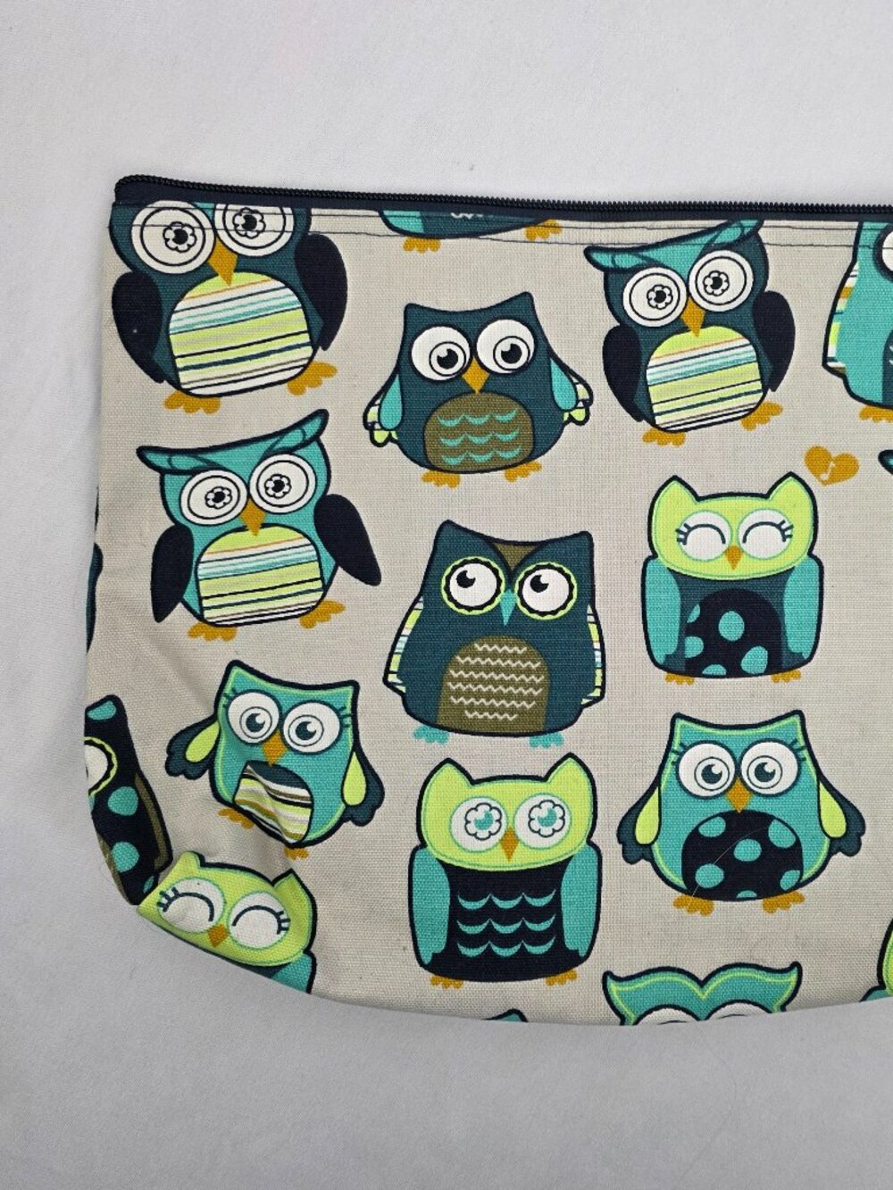 Thirty-One Owl Print Cosmetic Zipper Pouch